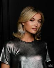 Load image into Gallery viewer, Fierce Fringe - Black