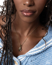 Load image into Gallery viewer, Conch Confidence - Brass
