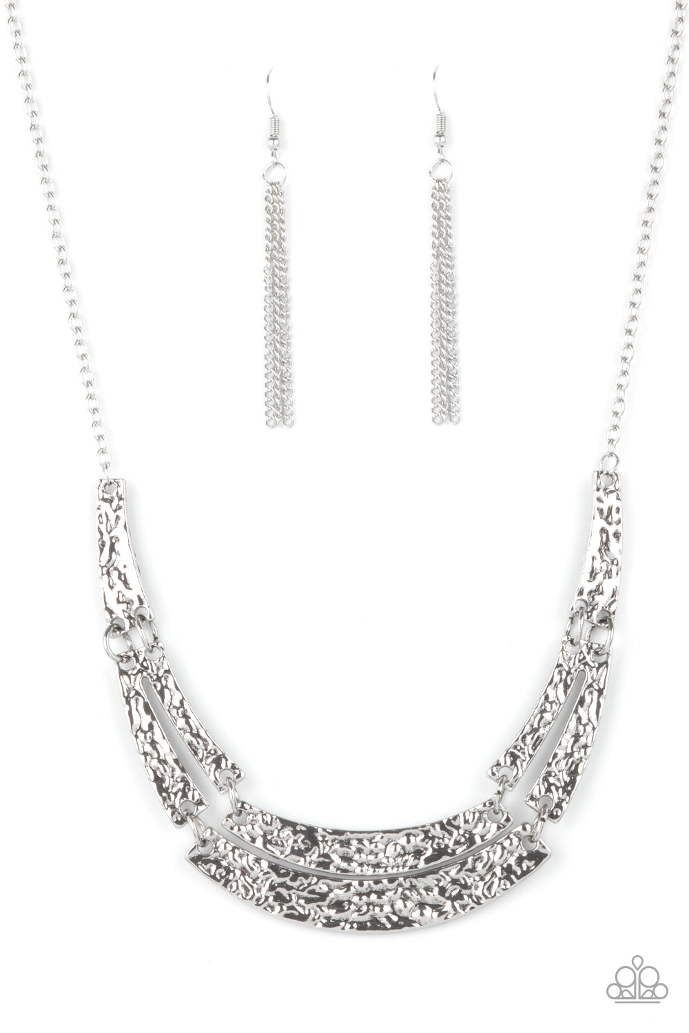 Stick To The ARTIFACTS - Silver - Paparazzi Necklace