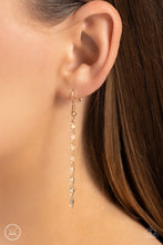 Load image into Gallery viewer, Minimalist Maiden - Gold
